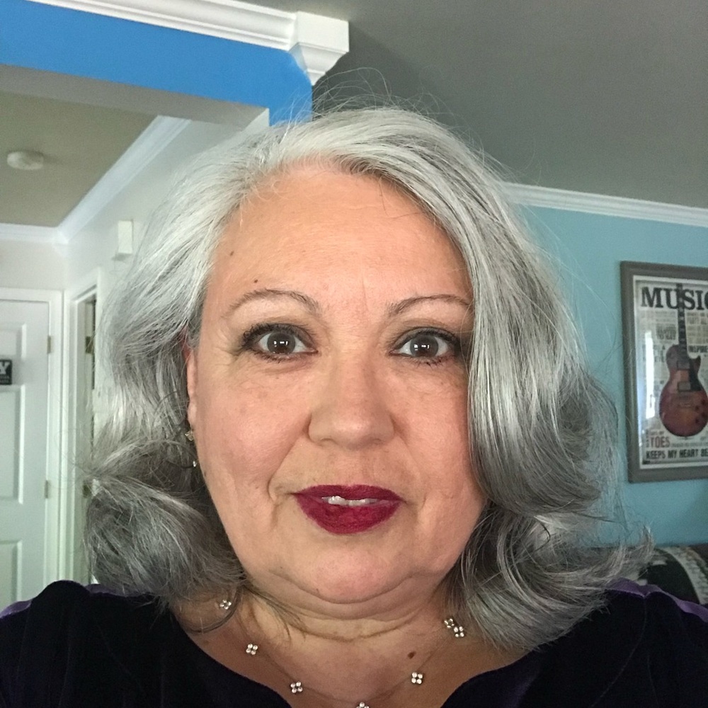 Meet your Posher, Denise